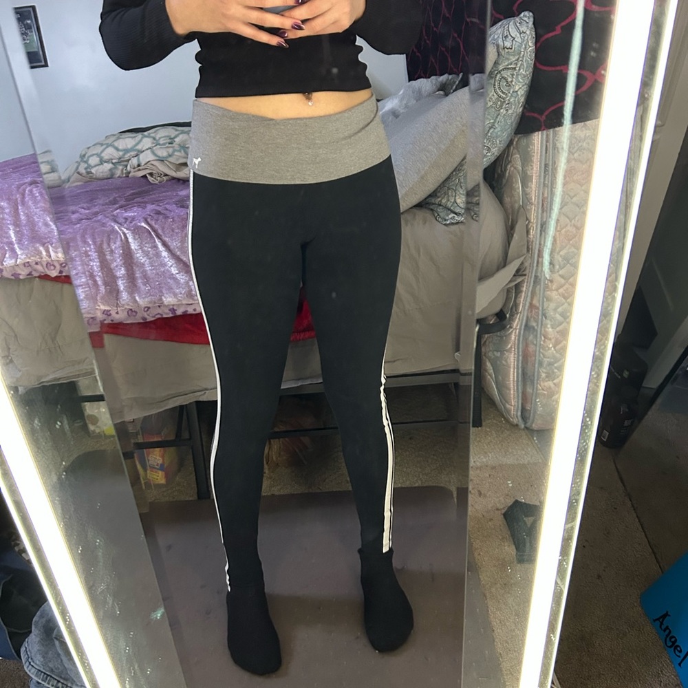 PINK Victoria's Secret Black and Gray Leggings